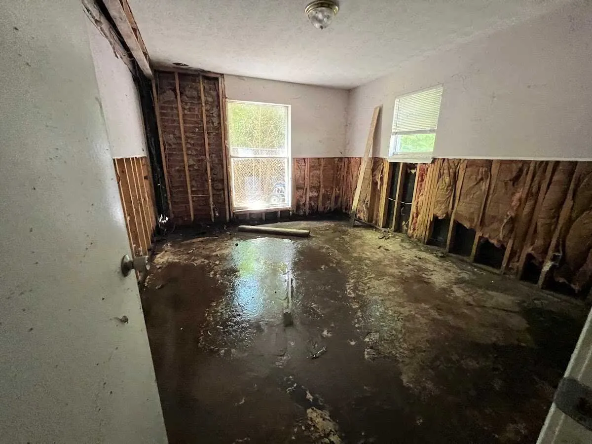 Water Damage Restoration services in Lake Jackson, TX